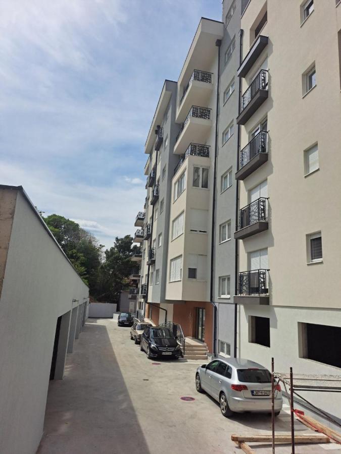 Gold Apartment Mostar Luaran gambar